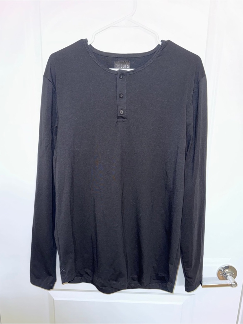 Men’s Black Long-Sleeve Henley Shirt